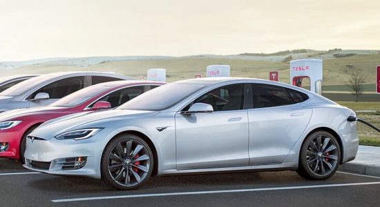 Top reasons to buy a pre-owned Electric/Hybrid car - comingsoon.ae