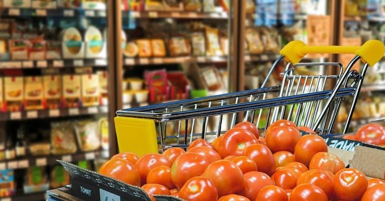 Shops Selling Nine Types of Food will Remain Open in Dubai - Coming Soon in UAE