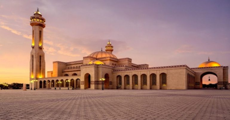 COVID-19: UAE Mosques Resume Friday Prayers - Coming Soon in UAE