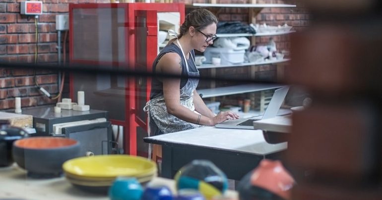 How E-commerce Impact Traditional Business - Coming Soon in UAE
