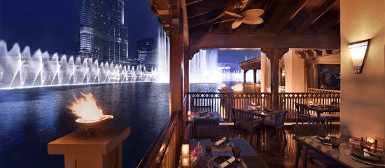 restaurant facing the dubai fountain