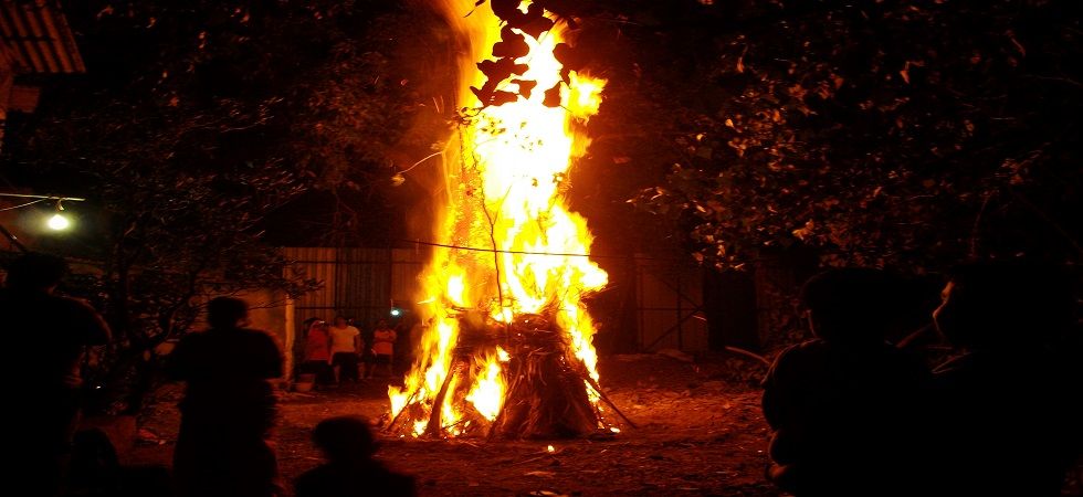 holika dahan bonfire