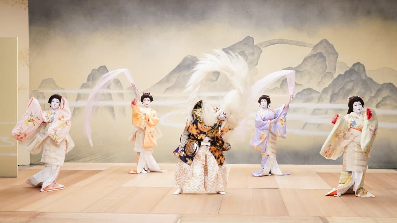 Japanese performers dancing at the stage
