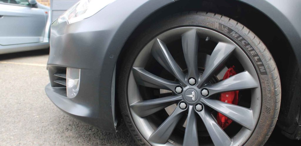 Choosing the Right Tesla Tires for Optimal Drive