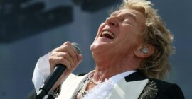 Rod Stewart photo - Coming Soon in UAE