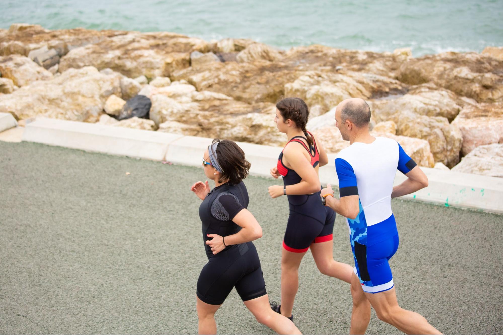 Dubai T100 Triathlon 2025 – Dates, Races & Registration Guide - Coming Soon in UAE