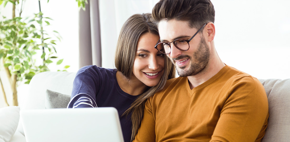 Cross-border E-commerce: How UAE Businesses Thrive with Payoneer - Coming Soon in UAE