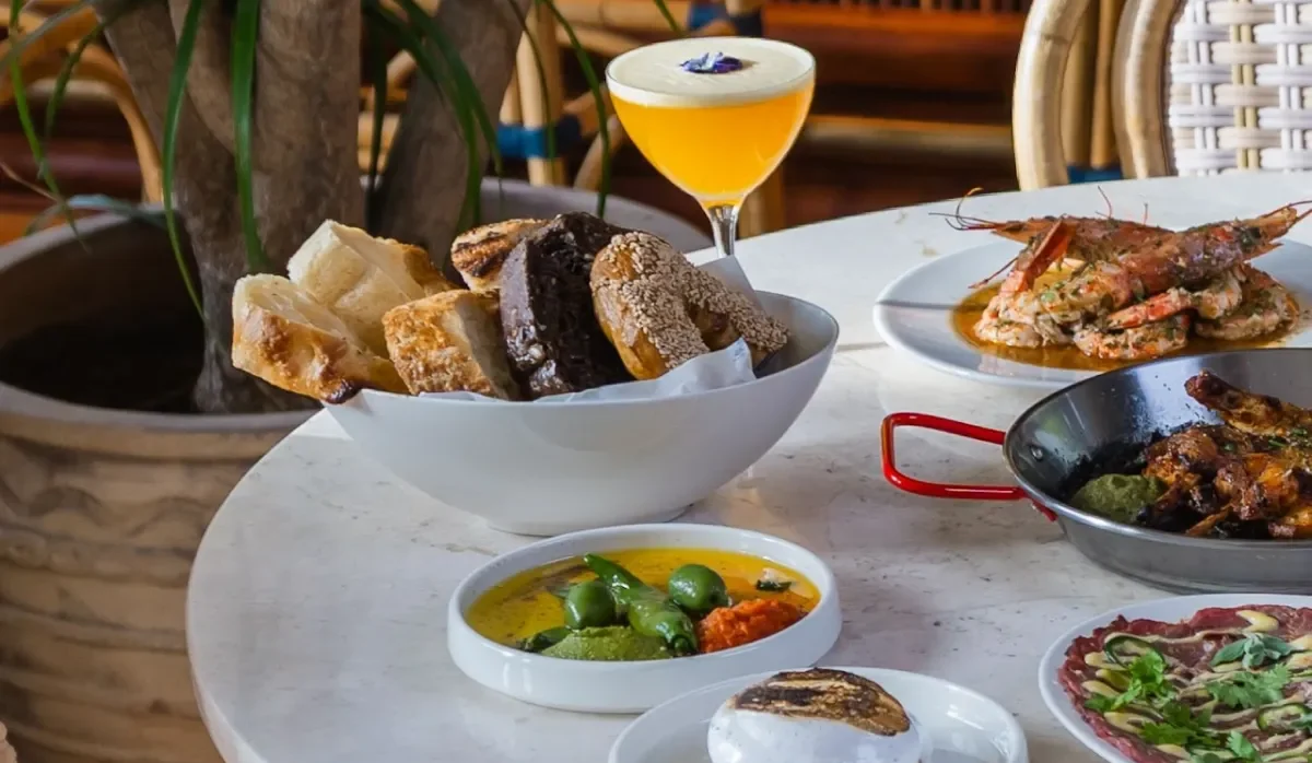 comingsoon.ae-best-places-to-eat-after-exploring-yas-island-attractions-2026-06-29_13-20-26_679331